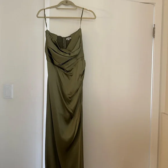 slim fit dress slacks Reformation // Green Silk Jeany Dress – VSP Consignment main image 0